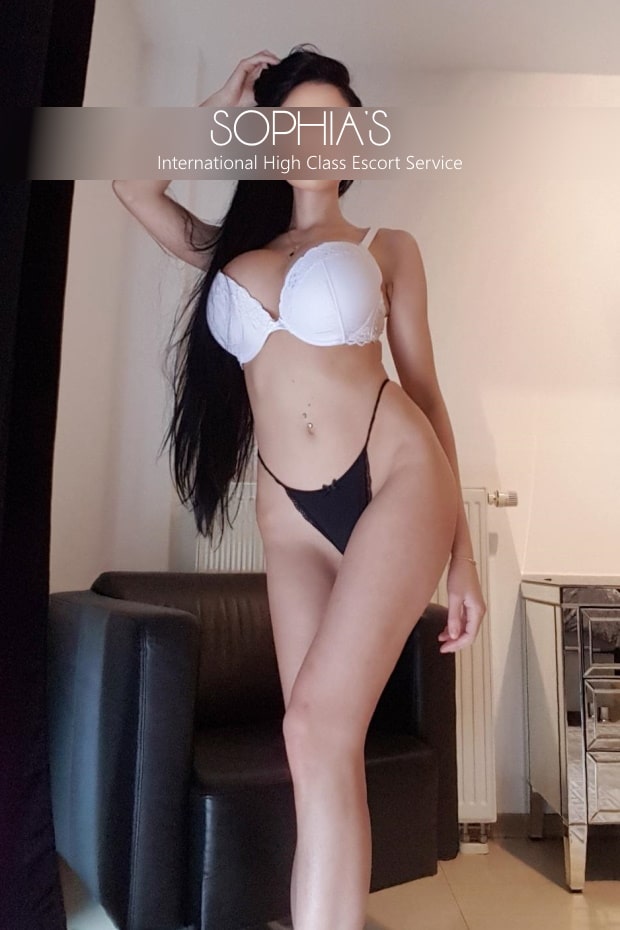 Escort in Düsseldorf- sexy Ella